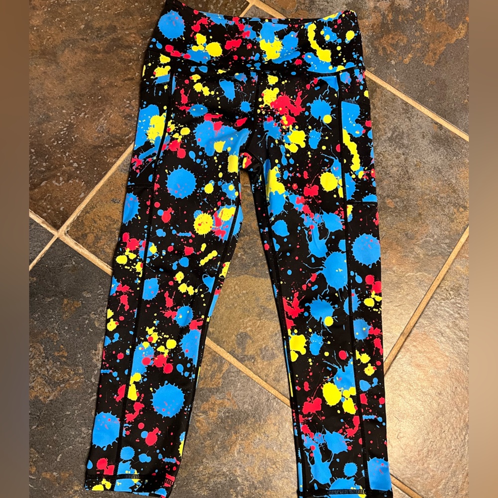 CVG Constantly Varied Gear Paint Splatter Capri. VEUC